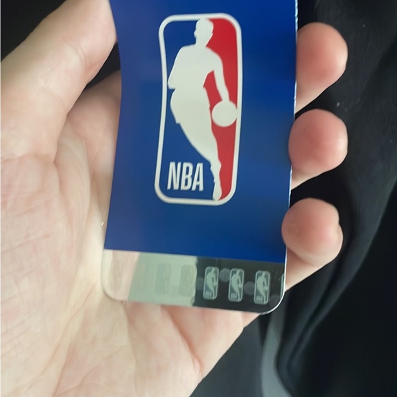 New UltaGame Lakers Pullover Sweater. - Picture 3 of 16